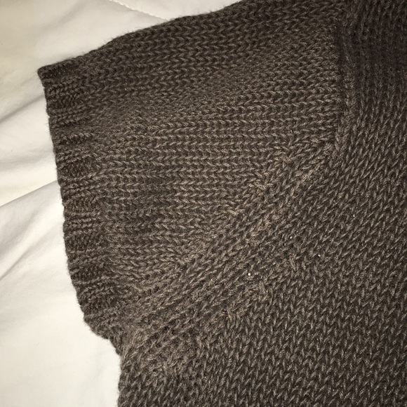 Olive green Eddie Bauer top - Picture 3 of 6